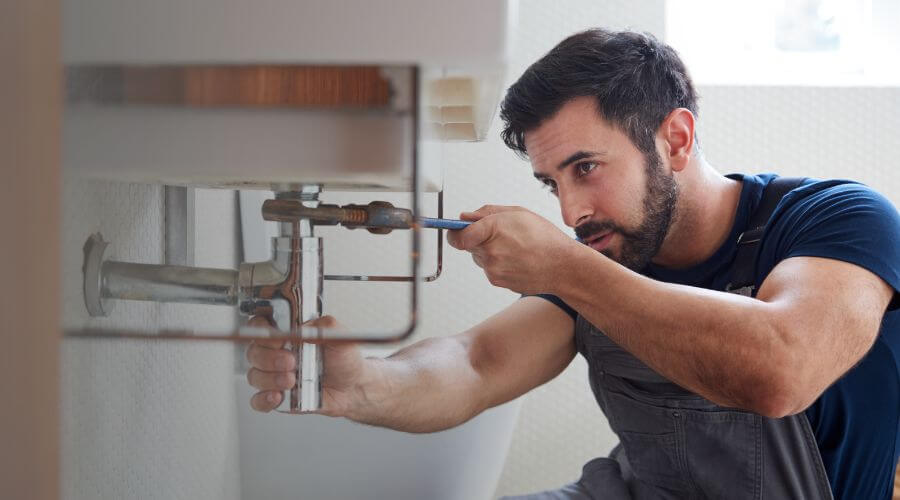 Professional water heater installation services in Fanshawe, OK